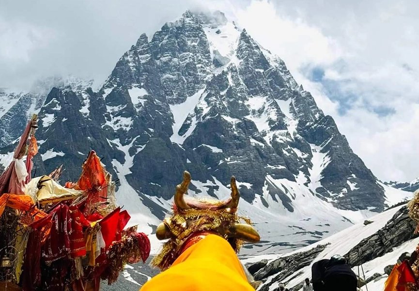 Mani Mahesh Trek
